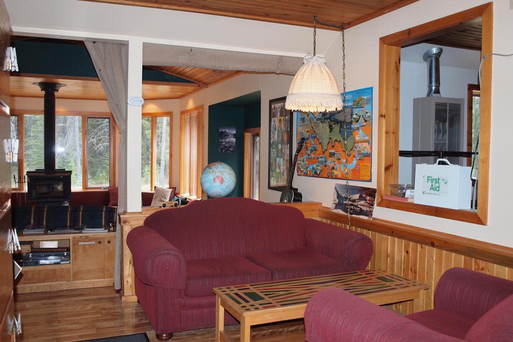 Hi Castle Mountain - Hostel Екстер'єр фото