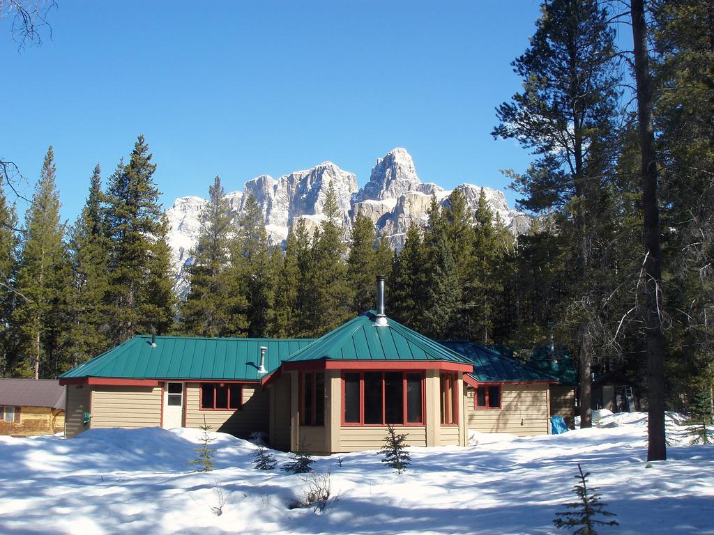 Hi Castle Mountain - Hostel Екстер'єр фото